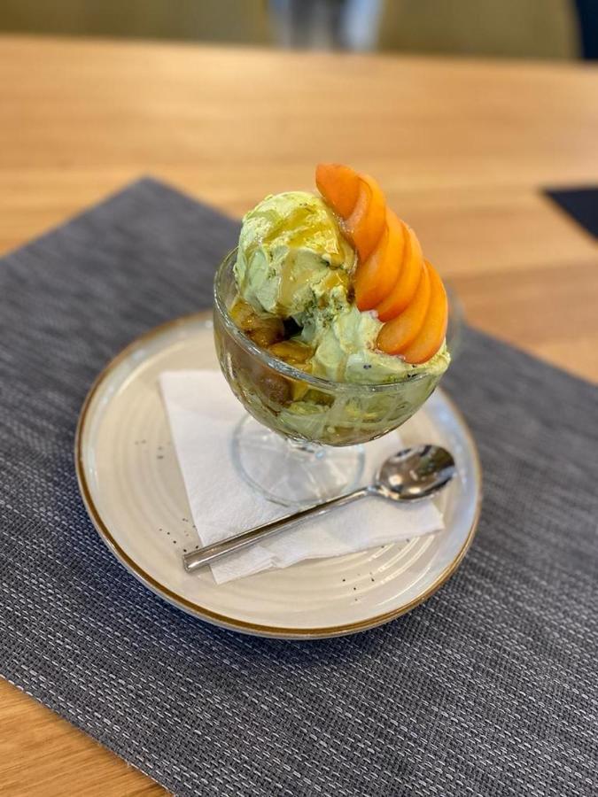Martini Restaurant & Cazare Sebesel ภายนอก รูปภาพ